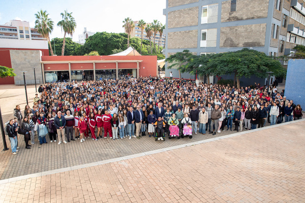 Seis alumnos con discapacidad del centro San Juan de Dios Las Palmas participan en el concurso de redacción del colegio Claret Seis alumnos con discapacidad del centro San Juan de Dios Las Palmas participan en el concurso de redacción del colegio Claret