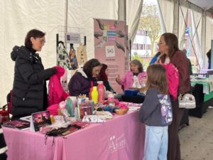 El Mercadillo del Voluntariado expone en La Laguna la fortaleza de las entidades del tercer sector