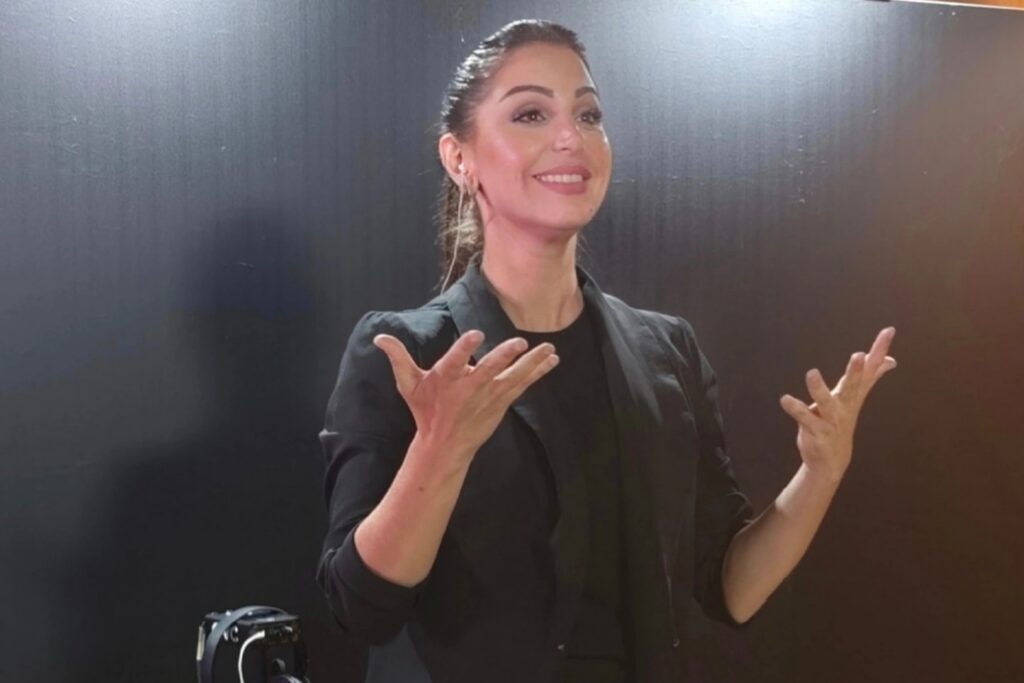 Belén Reynés, intérprete de lengua de signos española