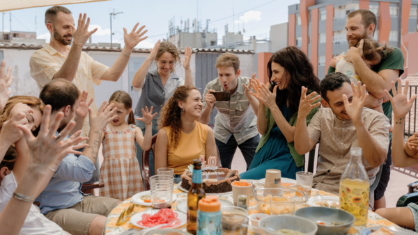 Accesibilidad en salas de cine y teatros: la CNSE exige medidas estructurales tras el impacto de ‘Sorda’ Película Sorda Premios Goya accesibilidad