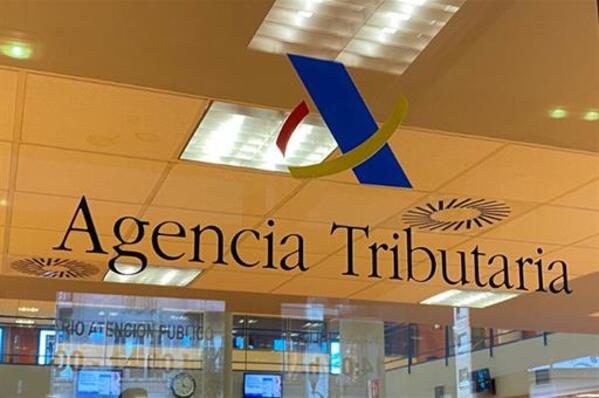 Renta 2025 arranca con presentación instantánea y devoluciones en 48 horas Oficina de la Agencia Tributaria