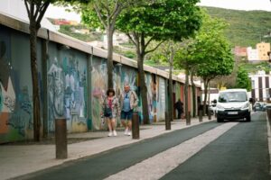 La accesibilidad del Mercado Municipal de La Laguna mejora con nuevas obras y servicios