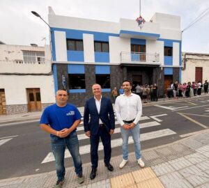 Augusto Hidalgo inaugura la sede social del CD San Isidro