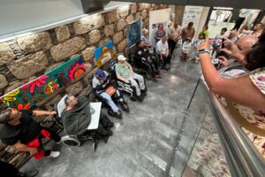 Vesna González, artista y profesora del taller de arte de la Unidad de Lesionados Medulares del Hospital Insular