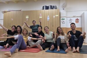 Itahisa Dubois, instructora de yoga en lengua de signos