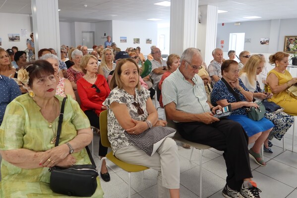 Más de 50 actividades impulsan el envejecimiento activo de las personas mayores de Arucas Clausura del programa
