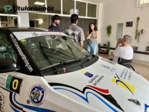Cuando la ingenierÃa se pone al servicio de la inclusión: asà forman Sin Barreras Driving y la ULPGC a los profesionales del futuro 3 Fabio y Daniel recibieron un diploma conmemorativo por por sus prácticas en Sin Barreras Driving