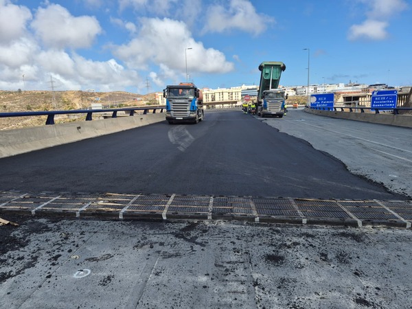 El Cabildo abrirá en la tarde del lunes al completo la Circunvalación tras adelantar 13 días las obras de impermeabilización Apertura de la Circunvalación tras las obras del viaducto del Guiniguada