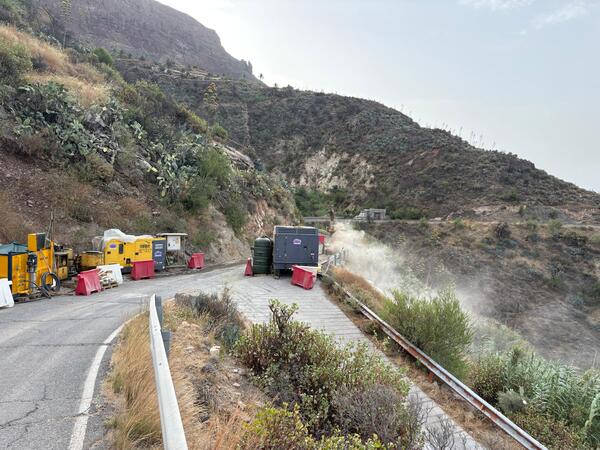 El Cabildo ultima las obras de emergencia de la GC-654 por la borrasca Therese y recupera la conexión con Risco Blanco Obras de la GC-654 en Risco Blanco tras la borrasca Therese