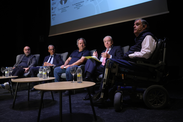 La inteligencia artificial también deberá ser accesible: preparan una hoja de ruta para las personas con discapacidad Inteligencia artificial accesible para personas con discapacidad