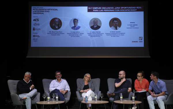 Una inteligencia artificial ayudará a las personas con discapacidad a encontrar empleo y emprender Inteligencia artificial para el empleo de personas con discapacidad con el proyecto IncluVIA